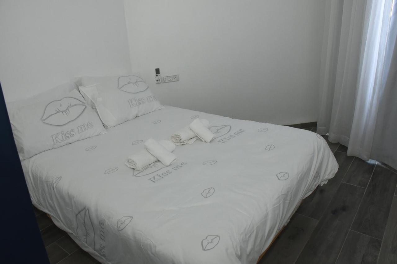Rina Vacation Apartment Tiberias Eksteriør billede