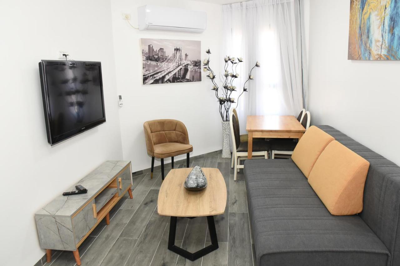 Rina Vacation Apartment Tiberias Eksteriør billede