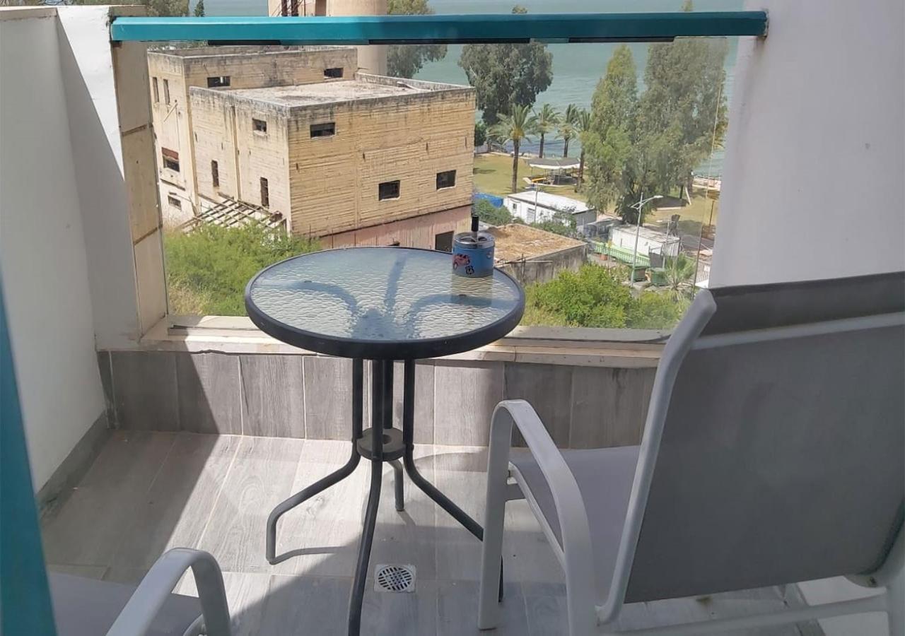 Rina Vacation Apartment Tiberias Eksteriør billede